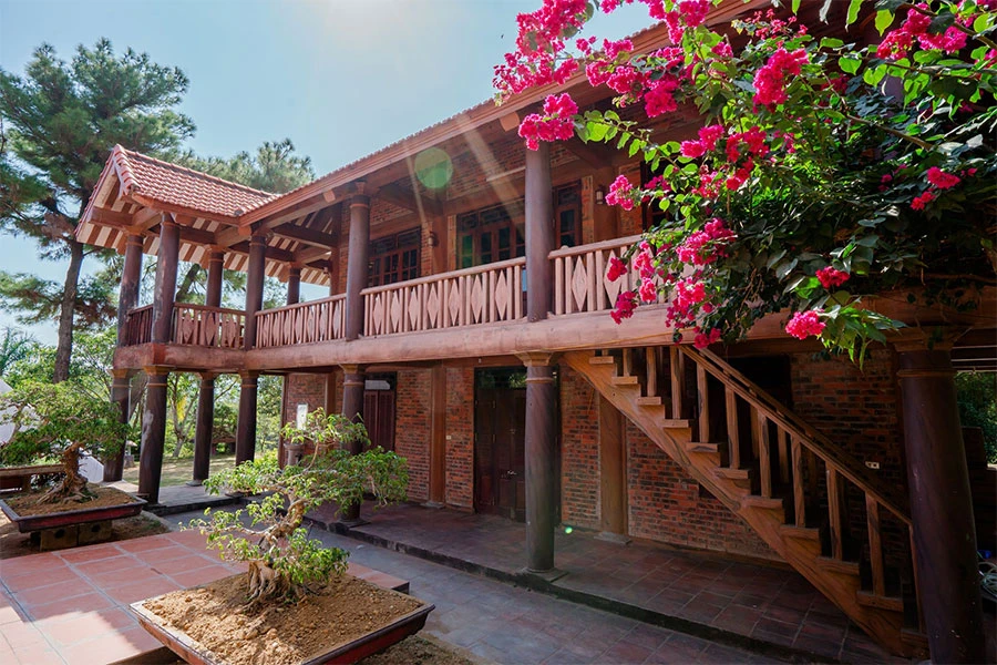 Nhà sàn cộng đồng