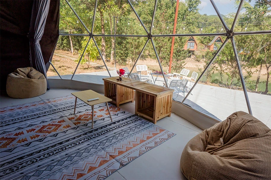 https://baitulongmountainresort.com/storage/product/undefined/Glamping-1-giuong-5.webp