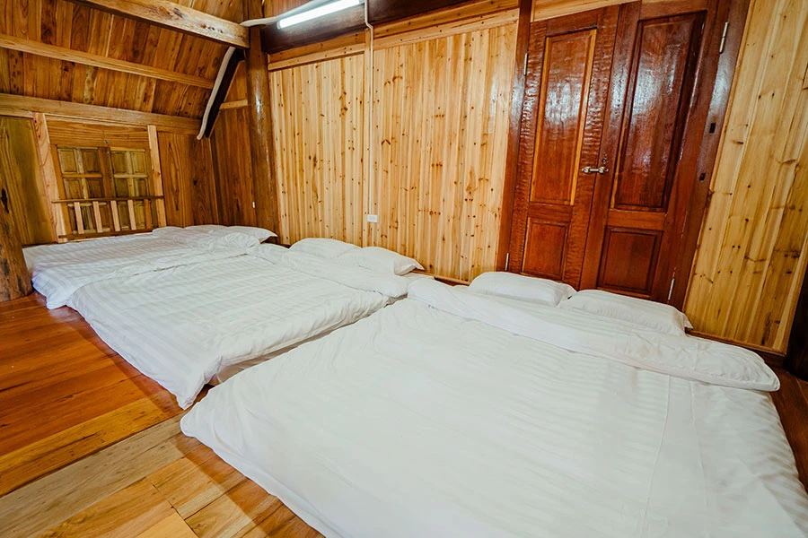 https://baitulongmountainresort.com/storage/product/undefined/nha-san-cong-dong-13.webp