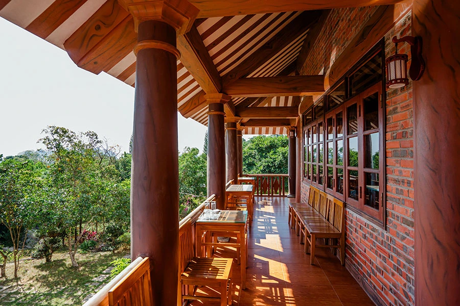 https://baitulongmountainresort.com/storage/product/undefined/phong-giuong-tang-10.webp